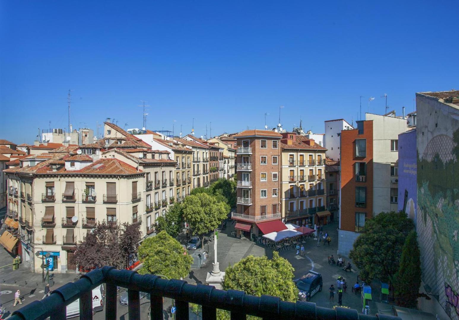 Genteel Home Cava Baja Madrid Exterior photo